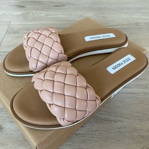 Paislee Woven Slides (9, brand new)